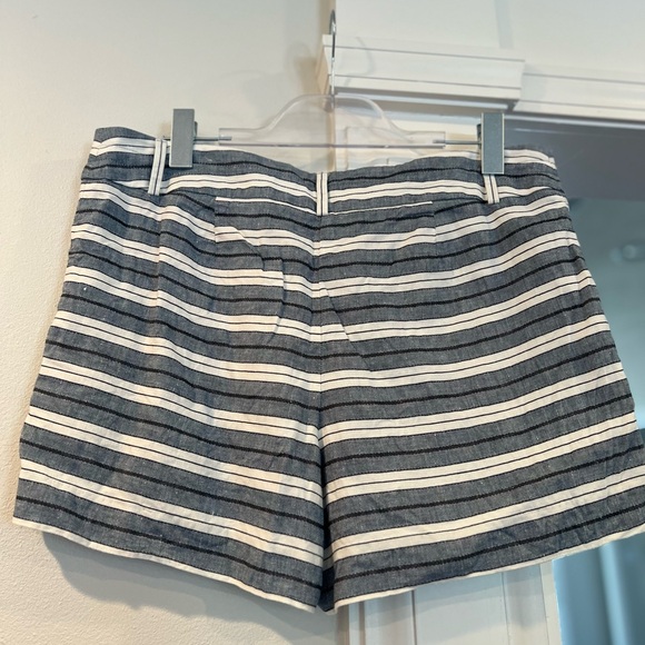 LOFT- Drawstring Shorts Size 10 - Picture 2 of 2